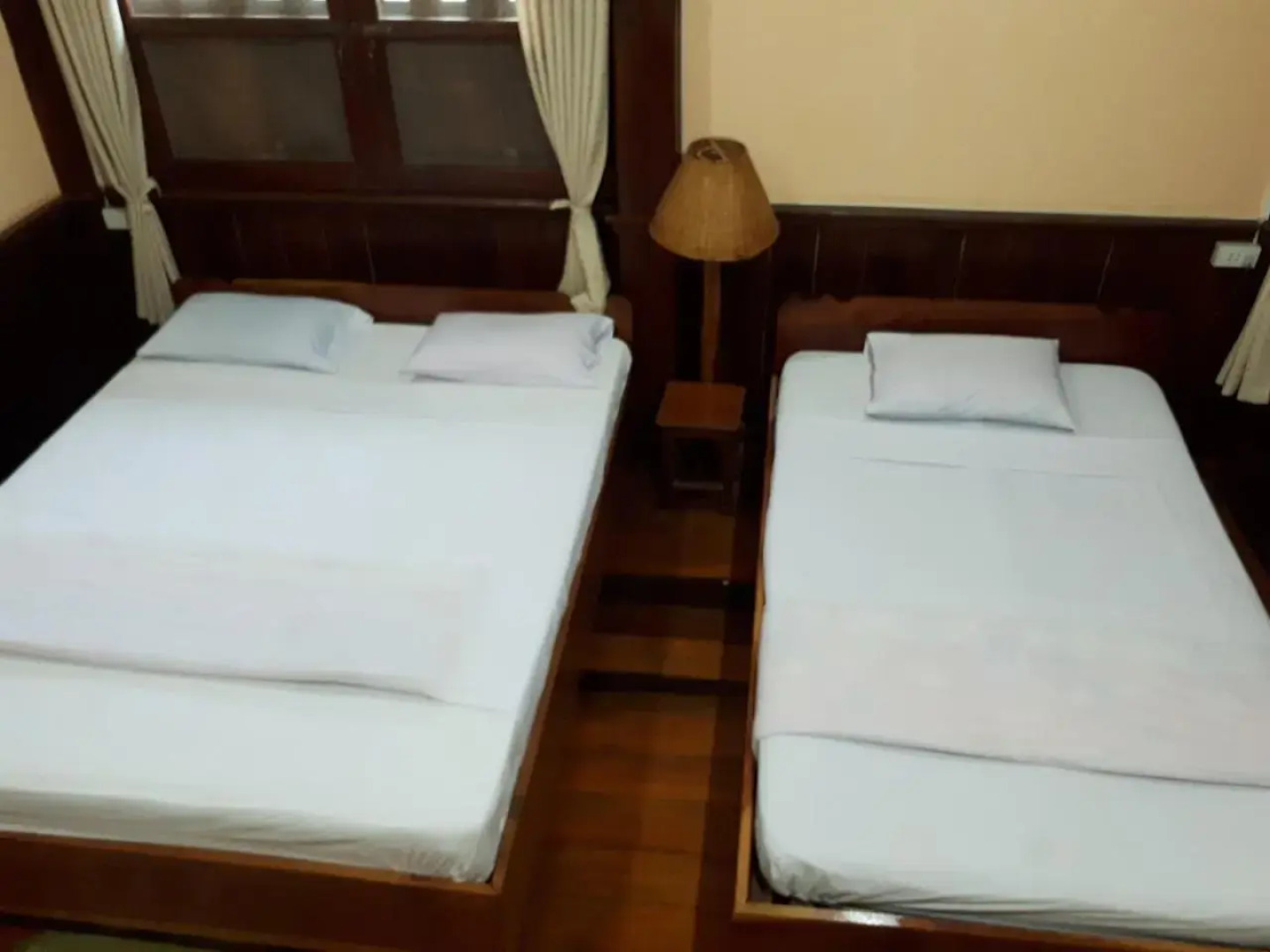 Anouxa Riverview Guesthouse