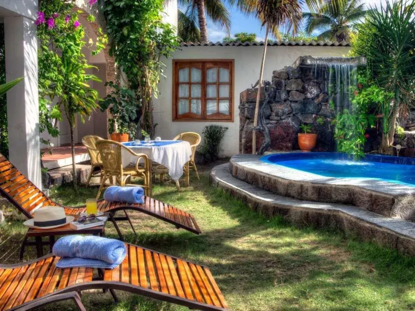 Hotel Albemarle Galapagos Beachfront