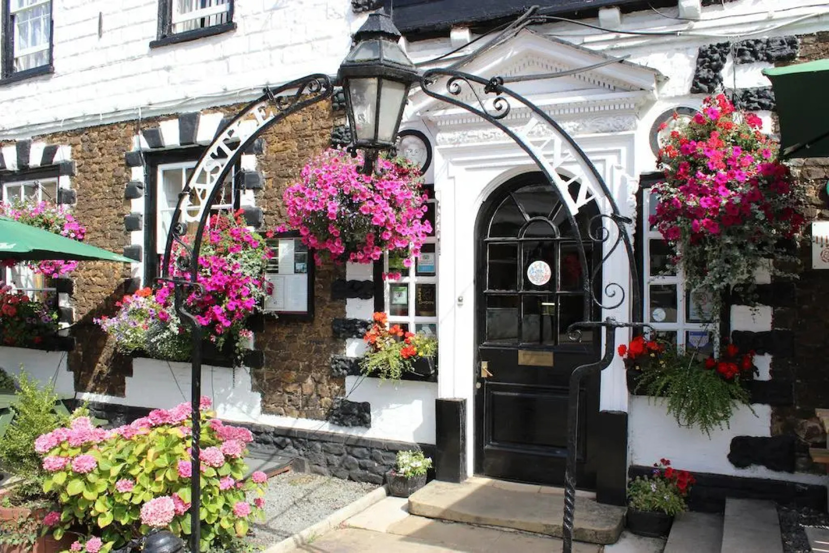 Castle Hotel