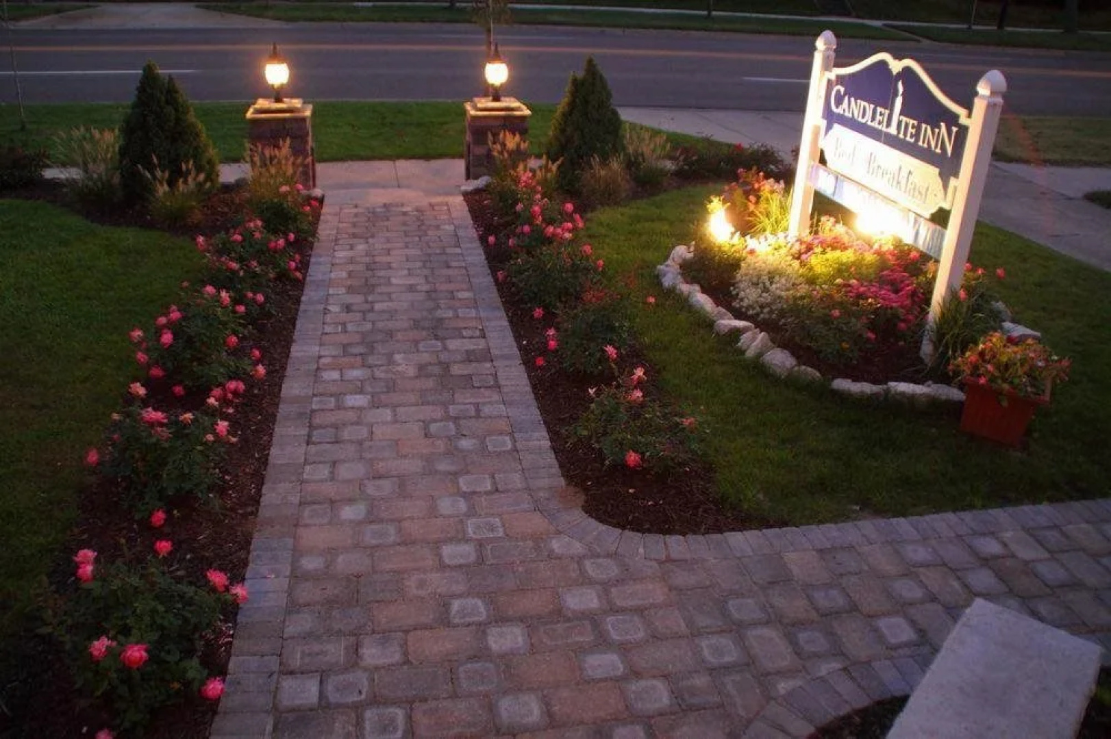 Candlelite Inn Bed & Breakfast