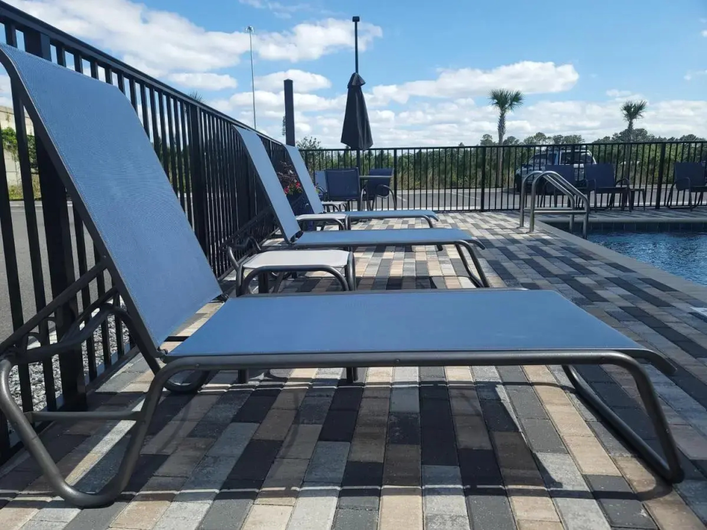 Comfort Inn & Suites Jacksonville - Orange Park Near Naval Air Station
