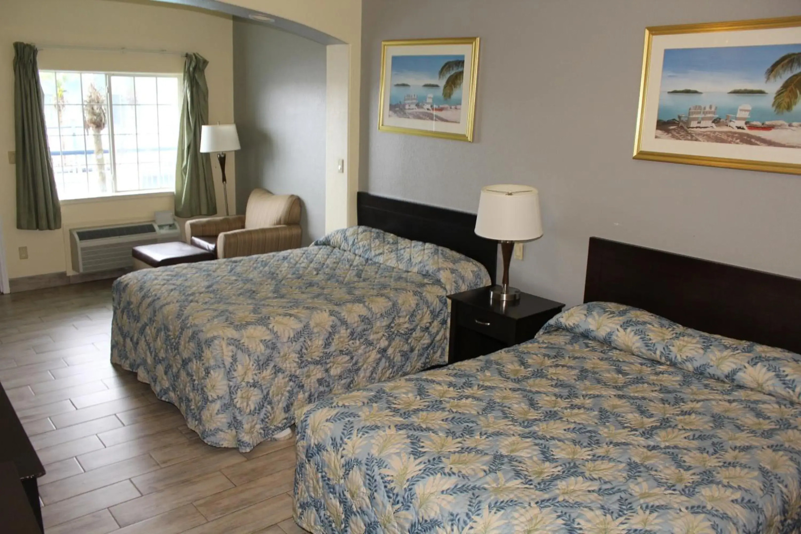 Casa Bella Hotel and Suites