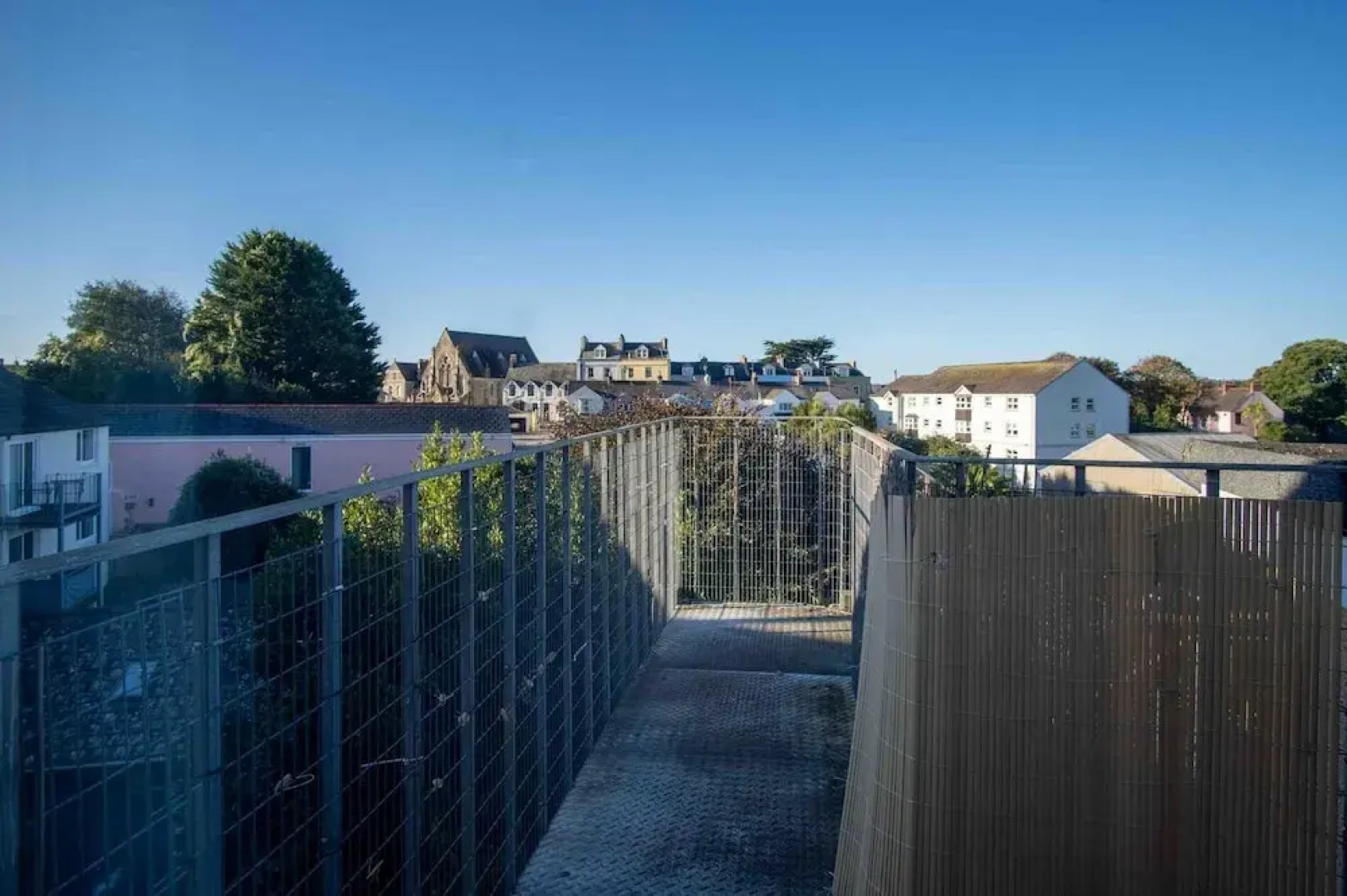 The Nook North Beach - 1 Bedroom Apartment - Tenby