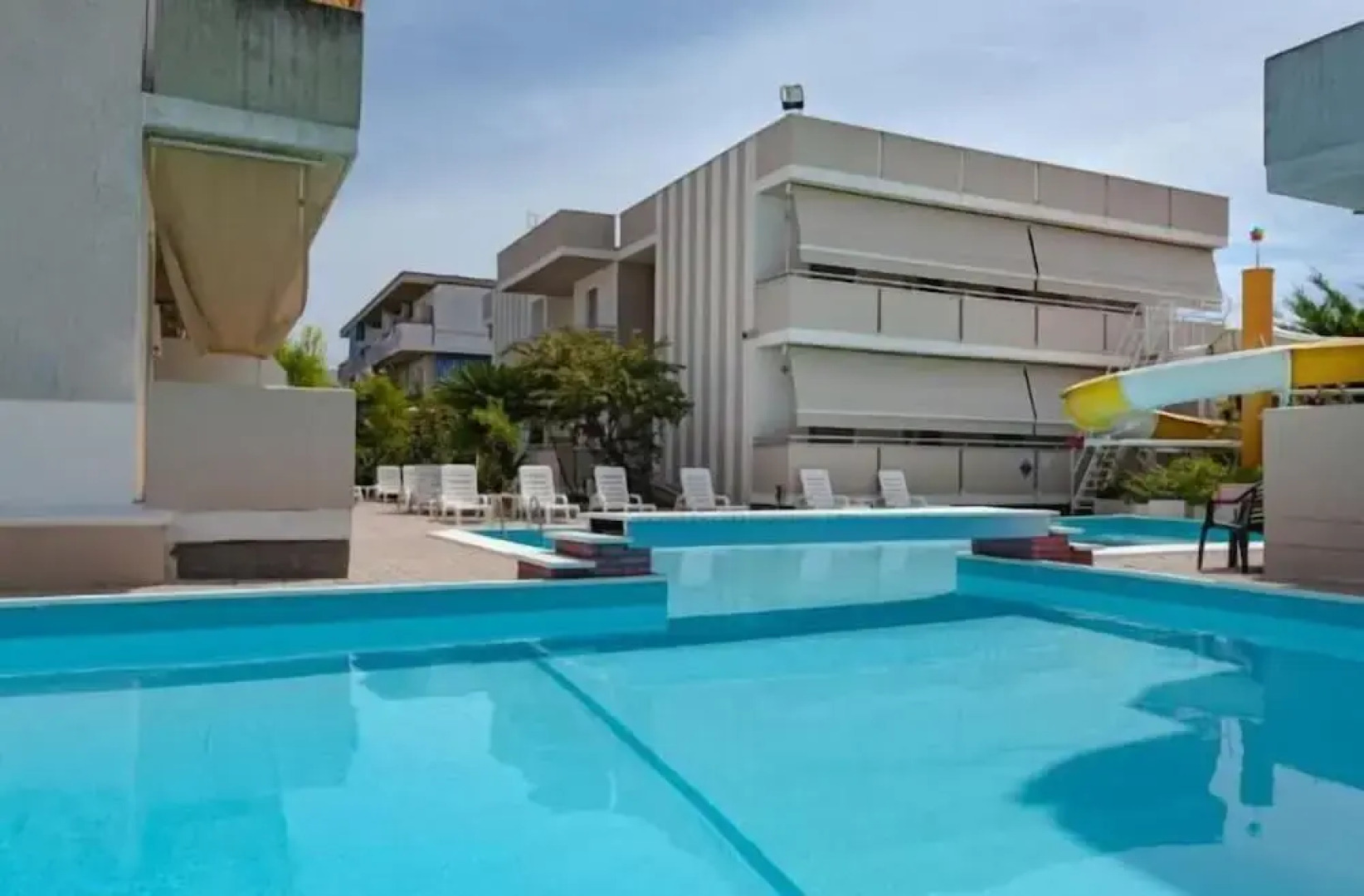 Marconi Seaside Residence Pool Wifi