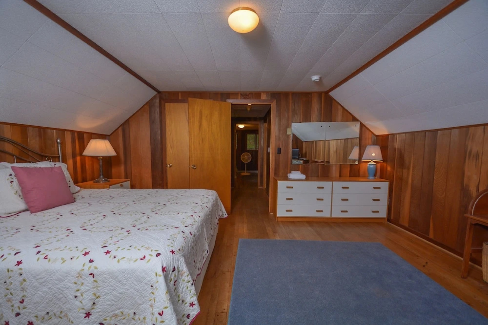 Our Golden Retreat 5 Bedroom House