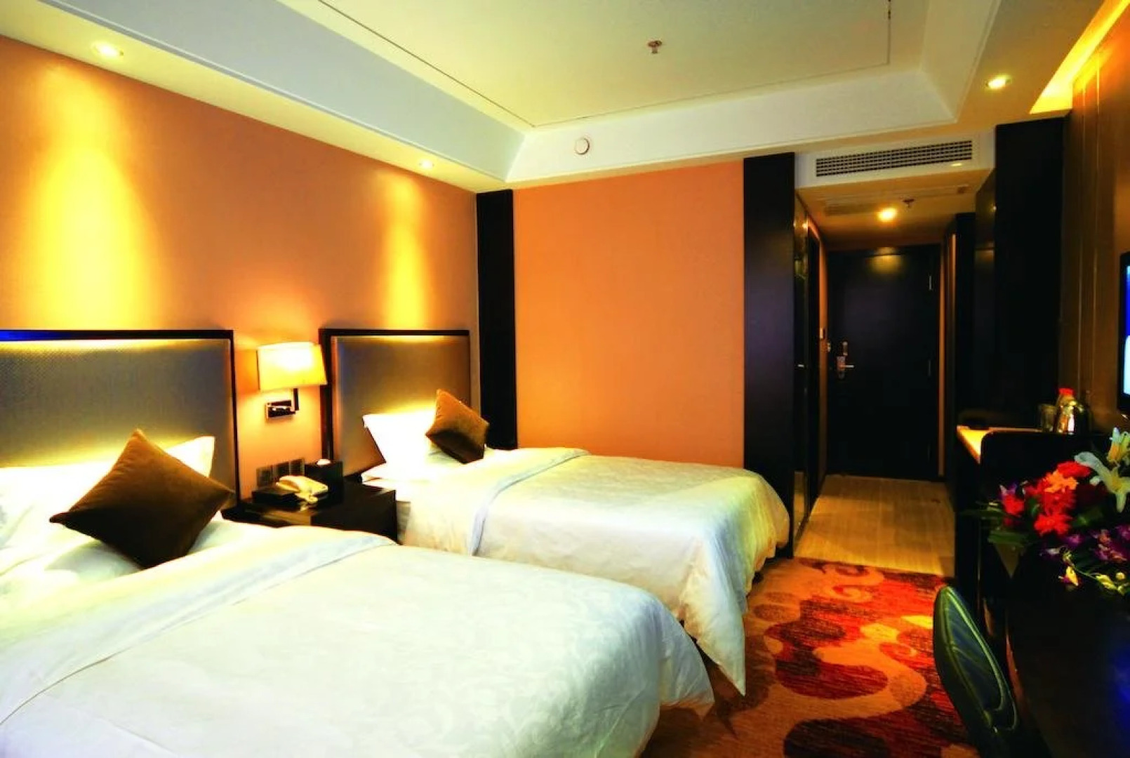 Nyingchi Minshan Hotel