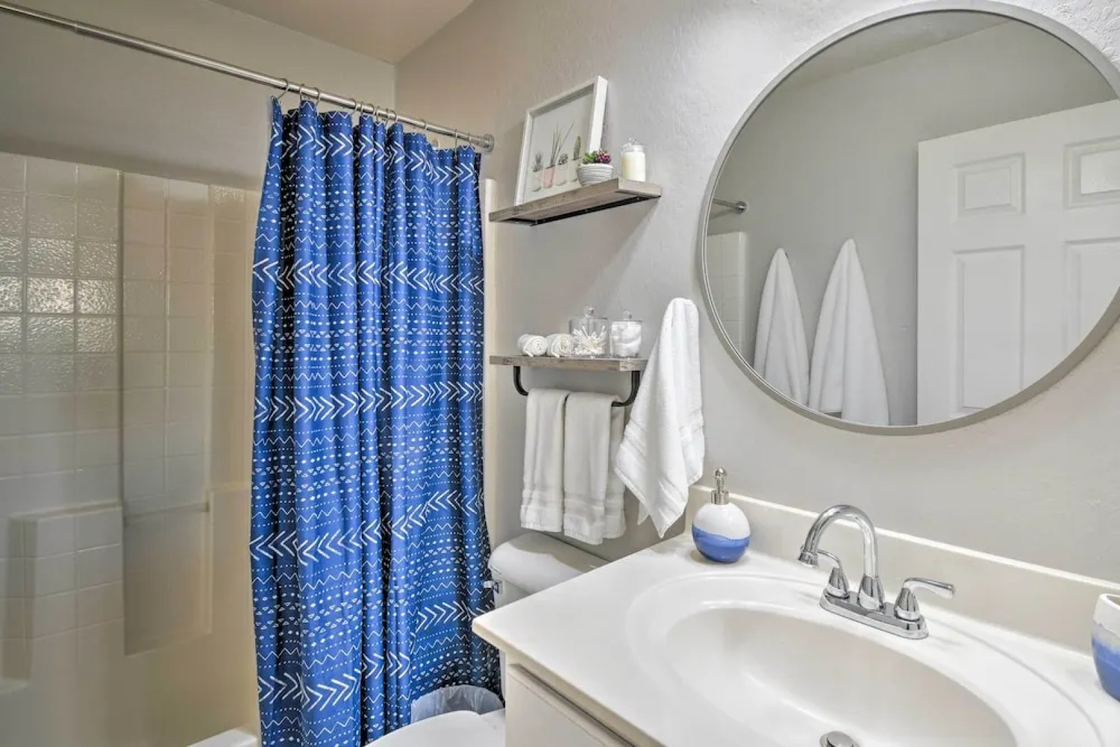 Avondale Oasis w/ Pool: 5 Mi to State Farm Stadium