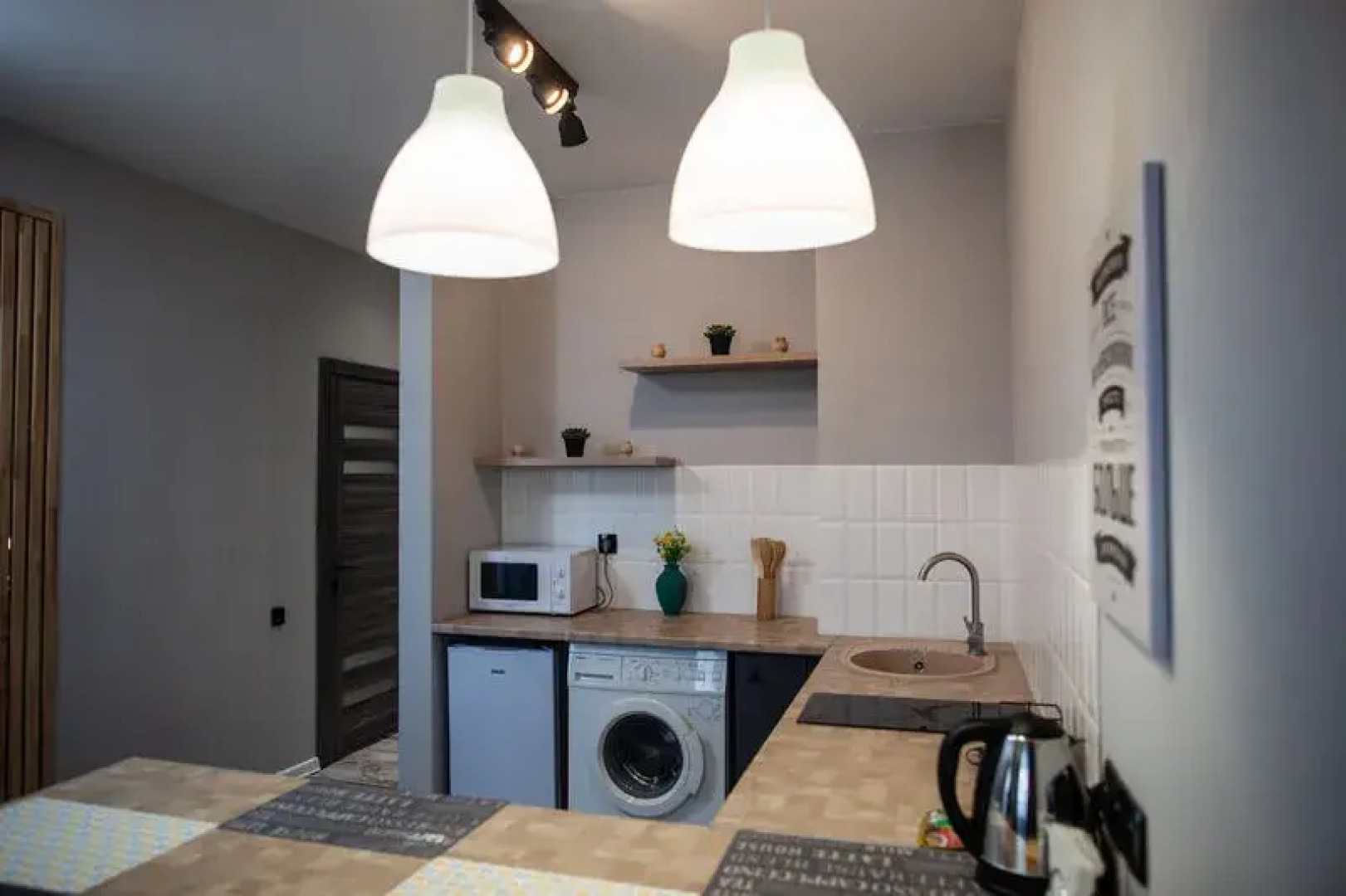 Апартаменты Атмосфера на ул. Нижняя Логовая, д. 11