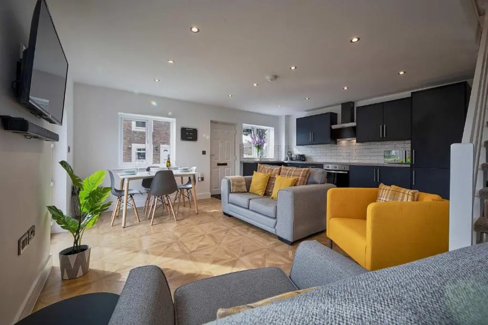 Host & Stay The Bach