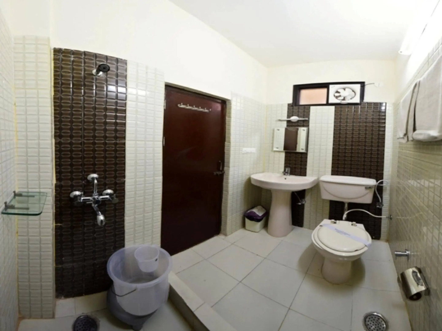 Hotel Akaal Residency