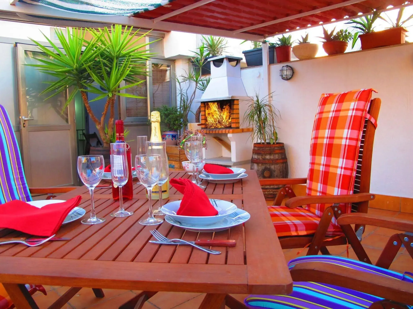 Apartamentos Ático Airport Barcelona, Terraza y Barbacoa