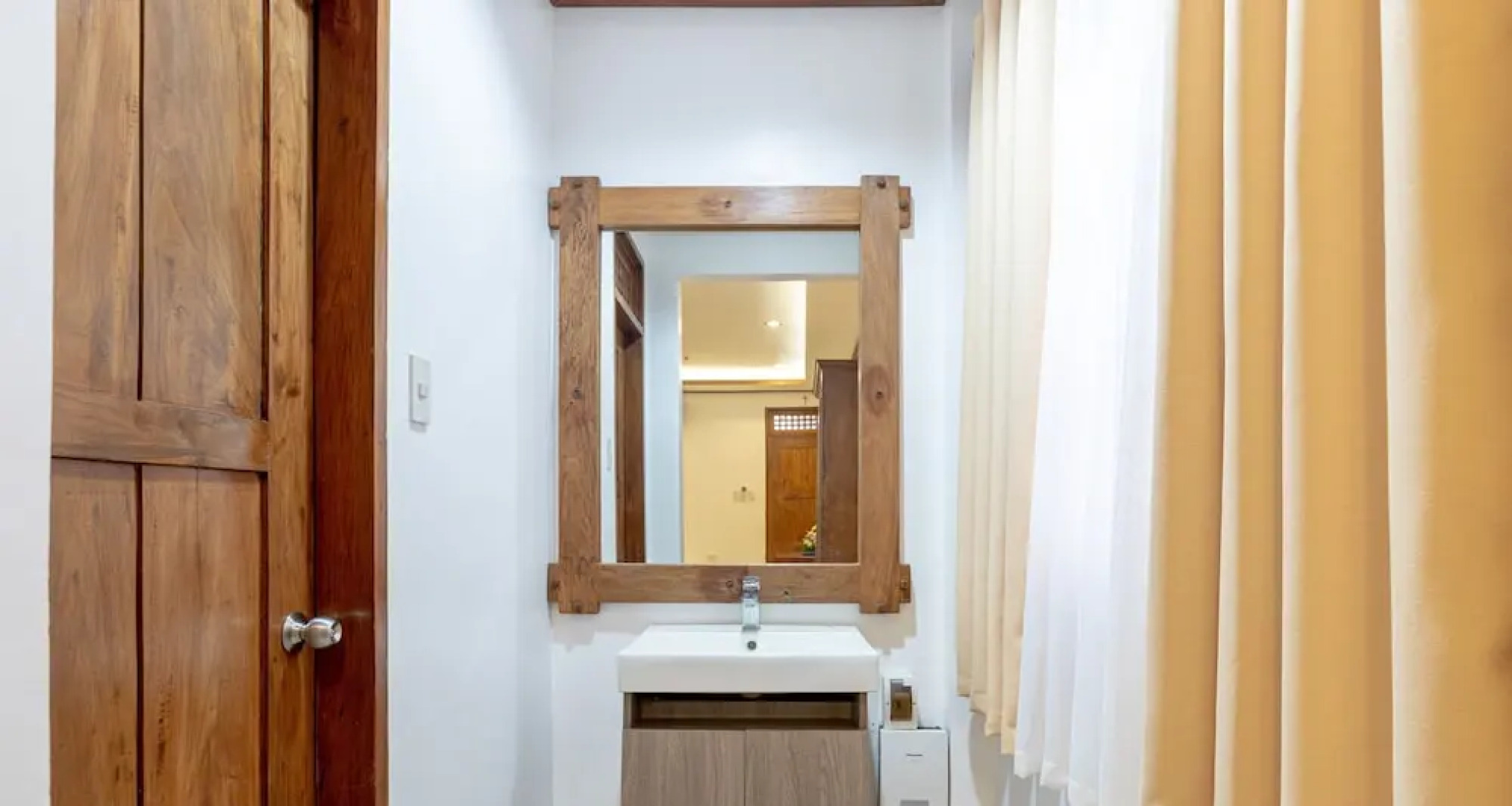 ZEN Rooms Casa Lorenzo Legazpi