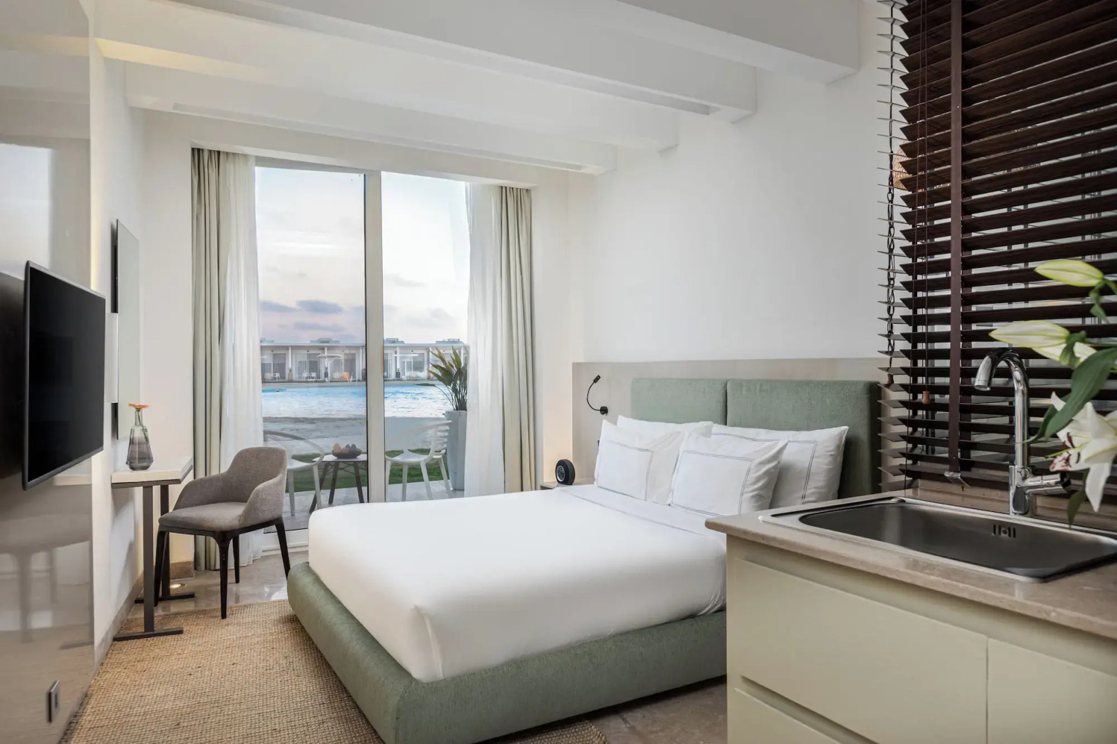 The G Hotel Seashell