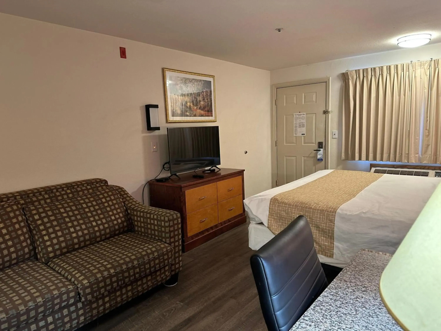 Econo Lodge Edmonds North Seattle