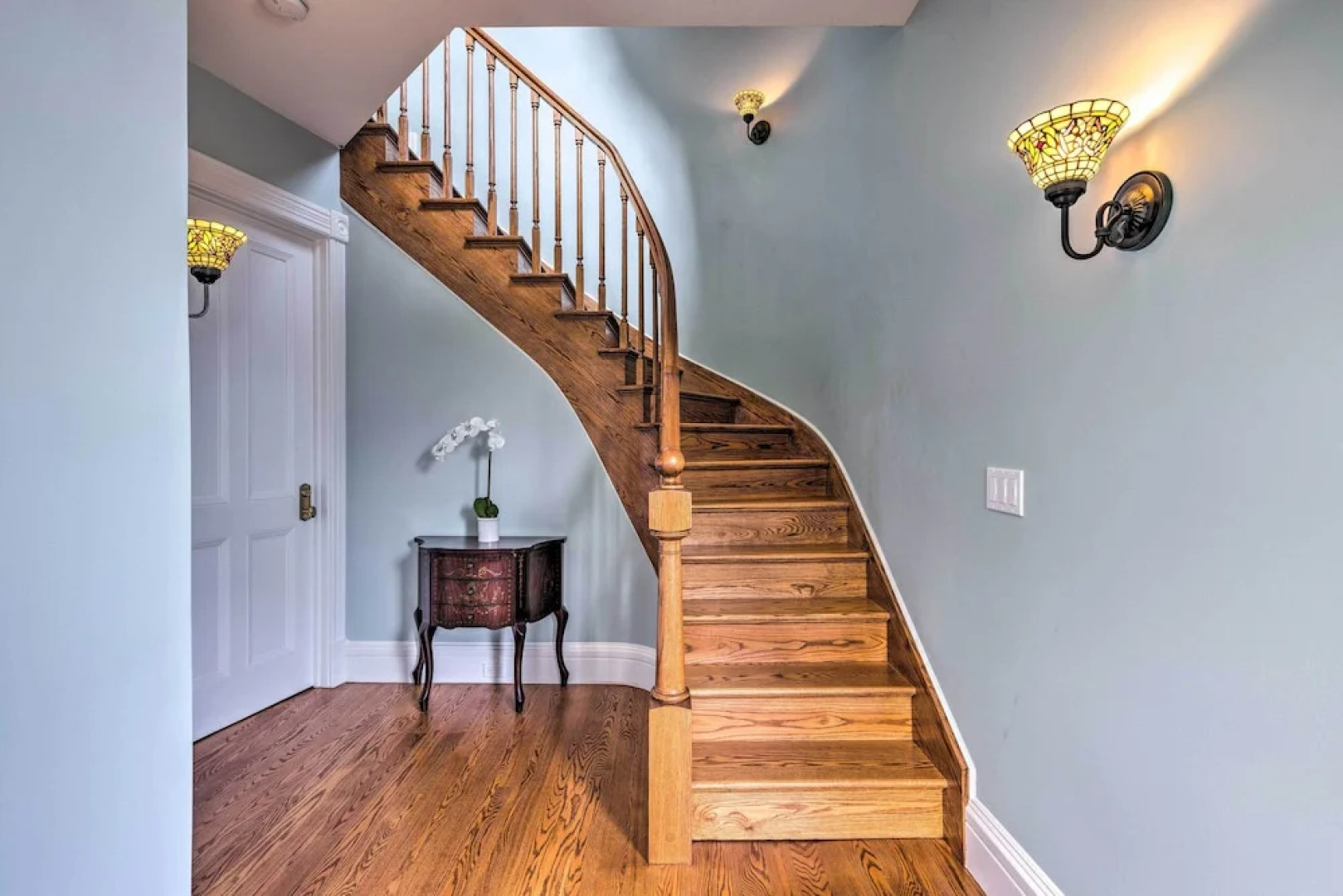 Charming Greenport Gem 1, 1 Mile to Ferry!