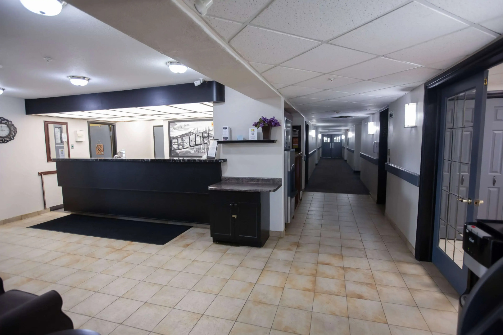 Super 8 by Wyndham Whitecourt