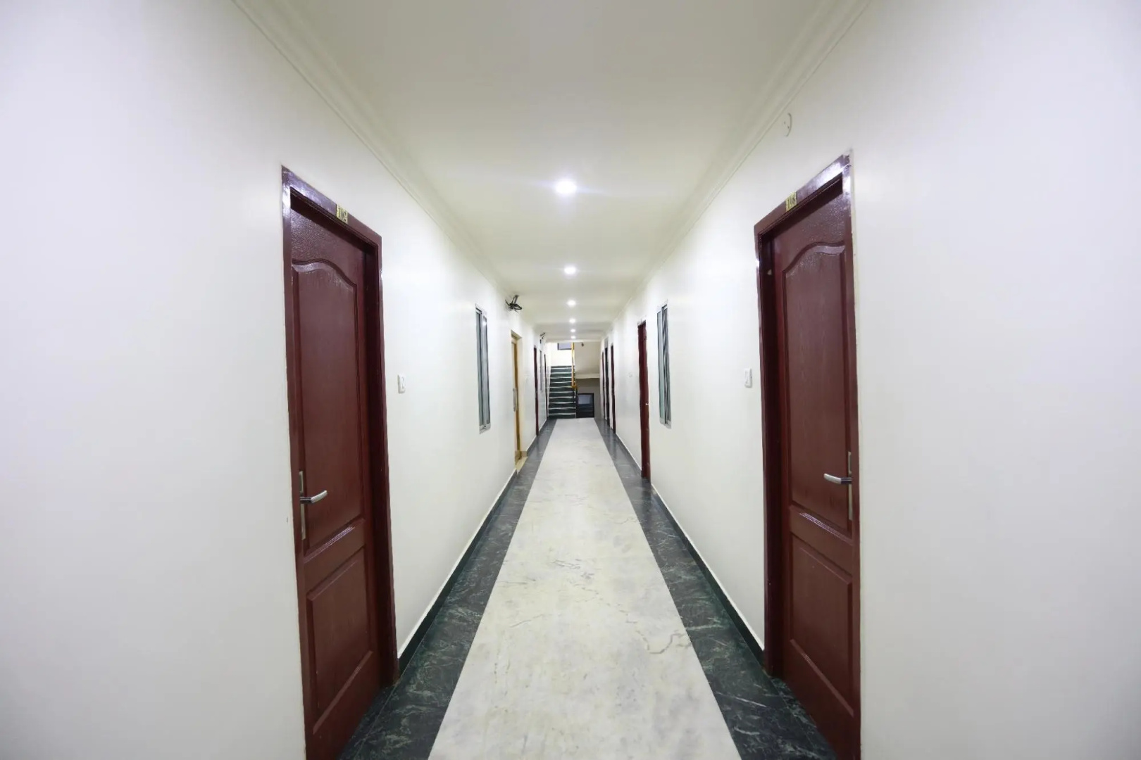Hotel Aarem Valley Castle