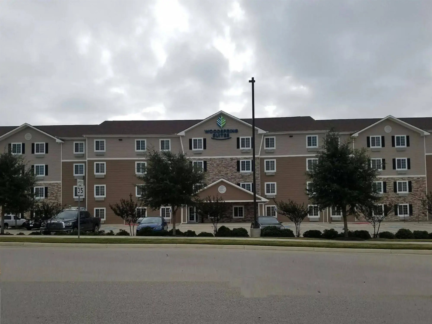 WoodSpring Suites College Station