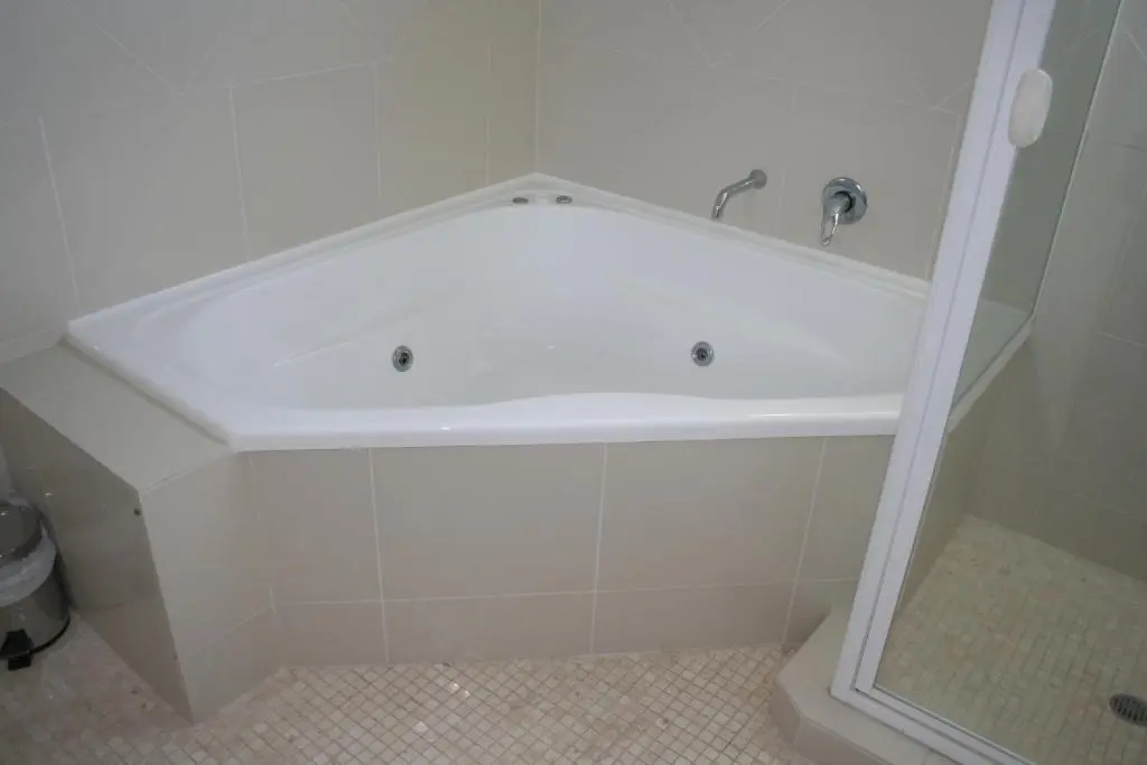 Kings Row Apartments