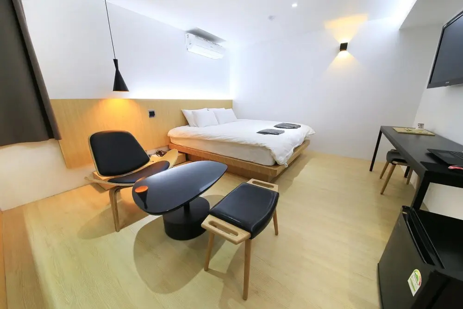 Indeokwon Brownstone