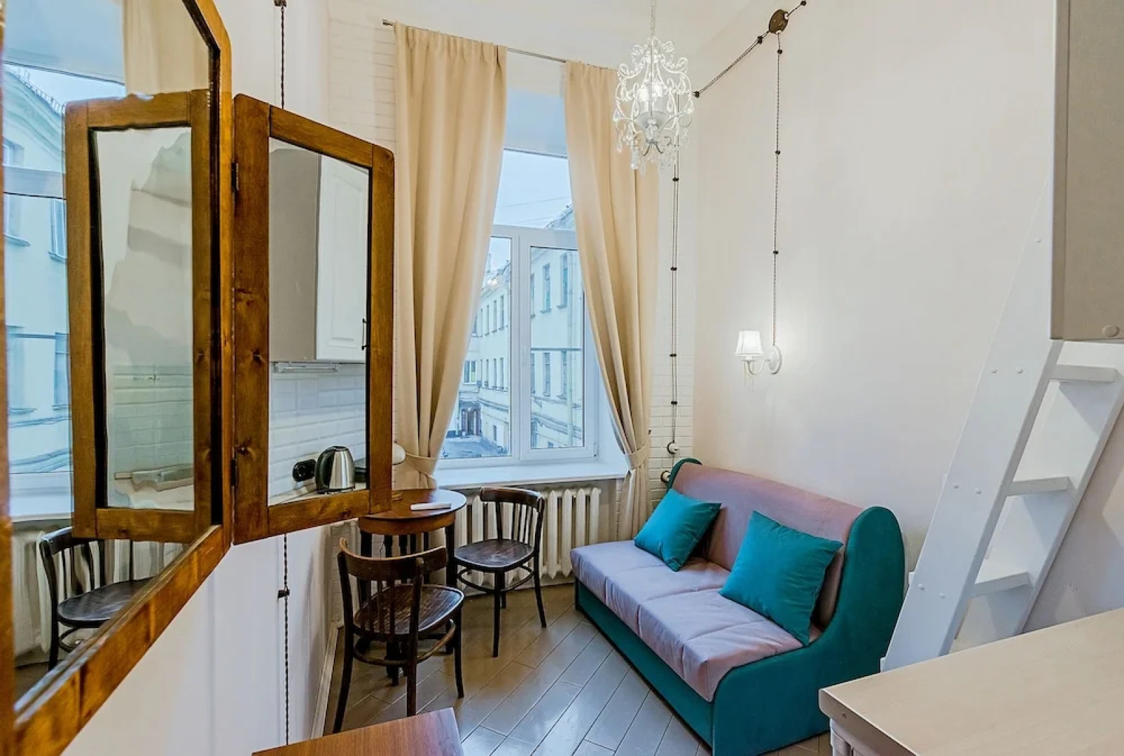 ColorSpb Dom Na Neve Boutique Hotel