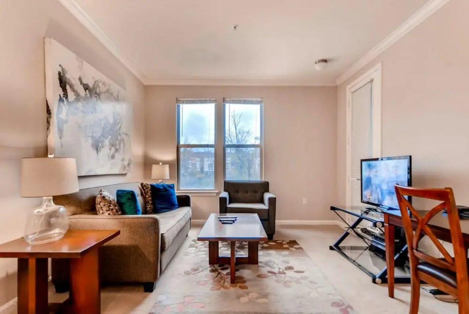 Bluebird Suites in Downtown Providence