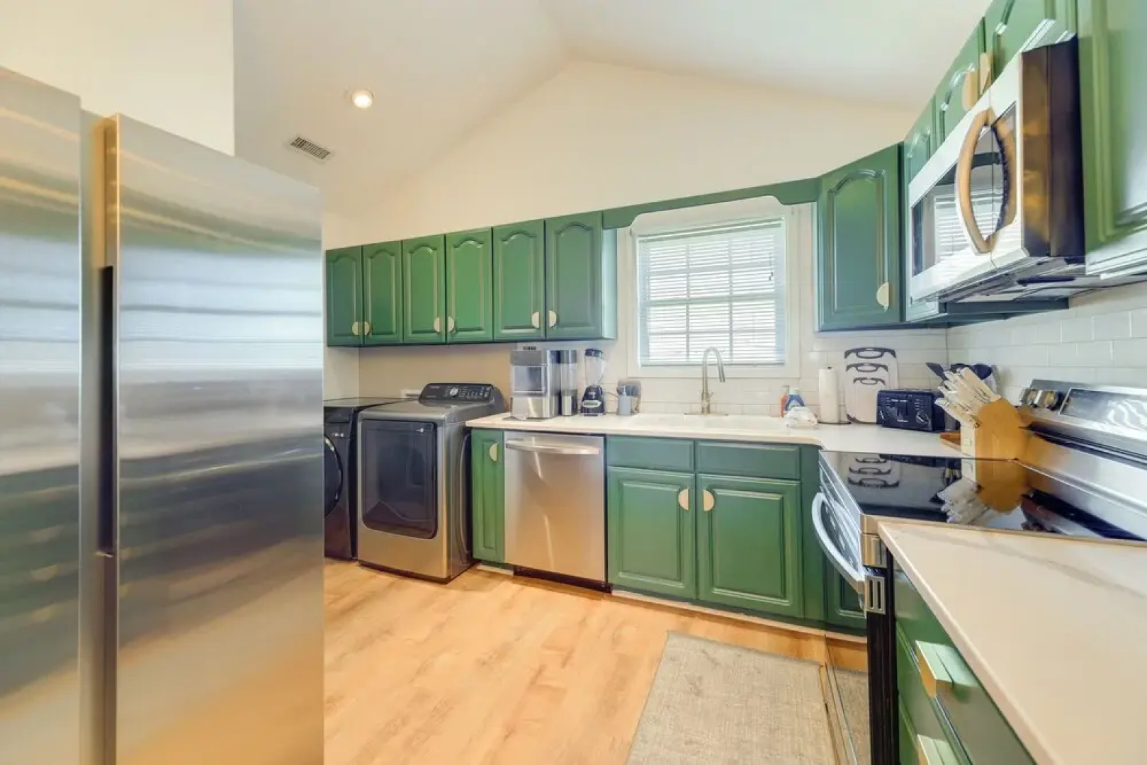 North Topsail Beach Home - Walk to the Ocean!