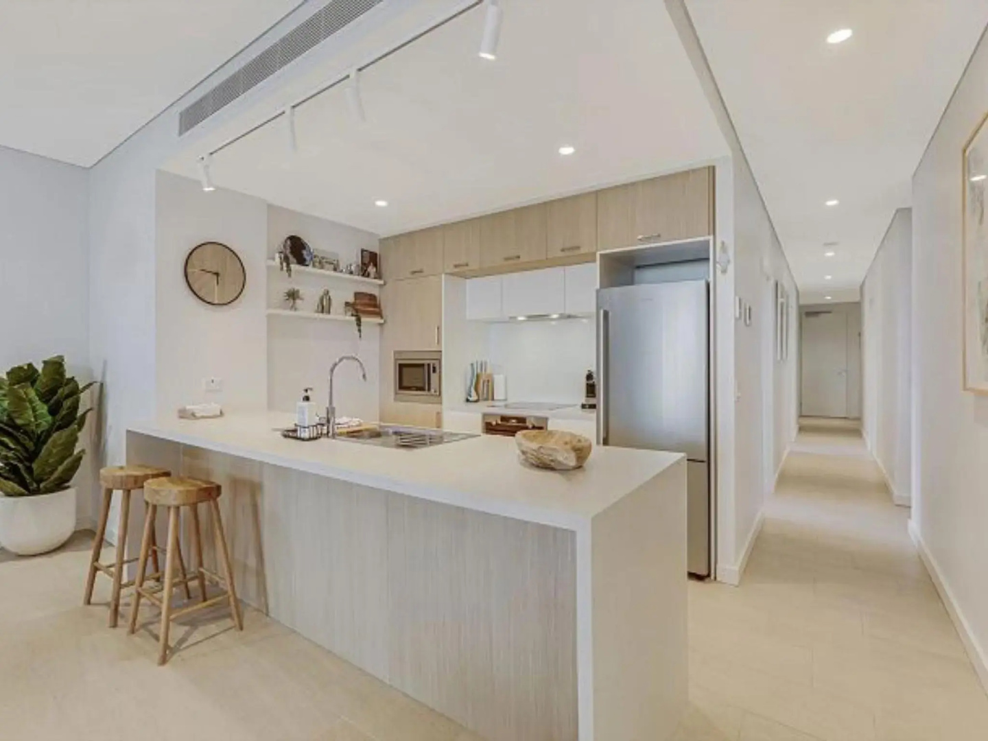 Luxury High End Unit Private Courtyard on Ground Level