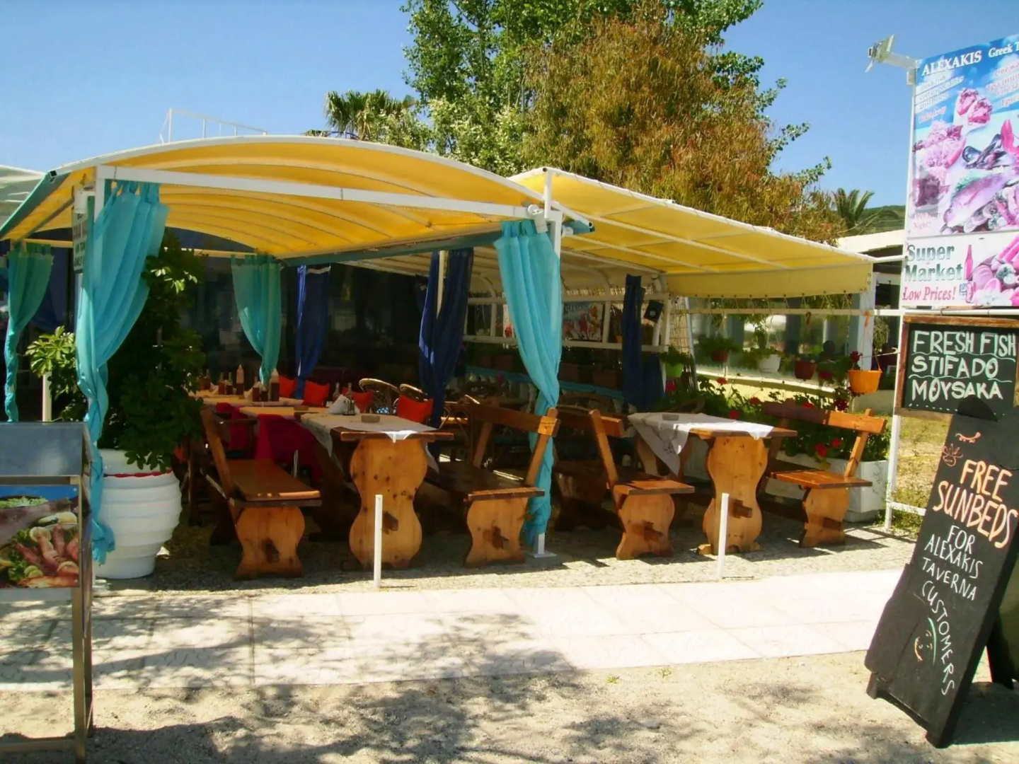 Aggelos Family Hotel