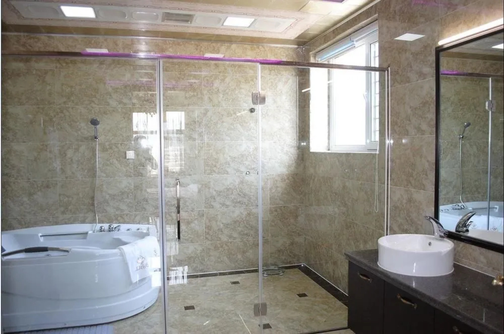 Bi Yun Tian Grand Hotel Tonghua