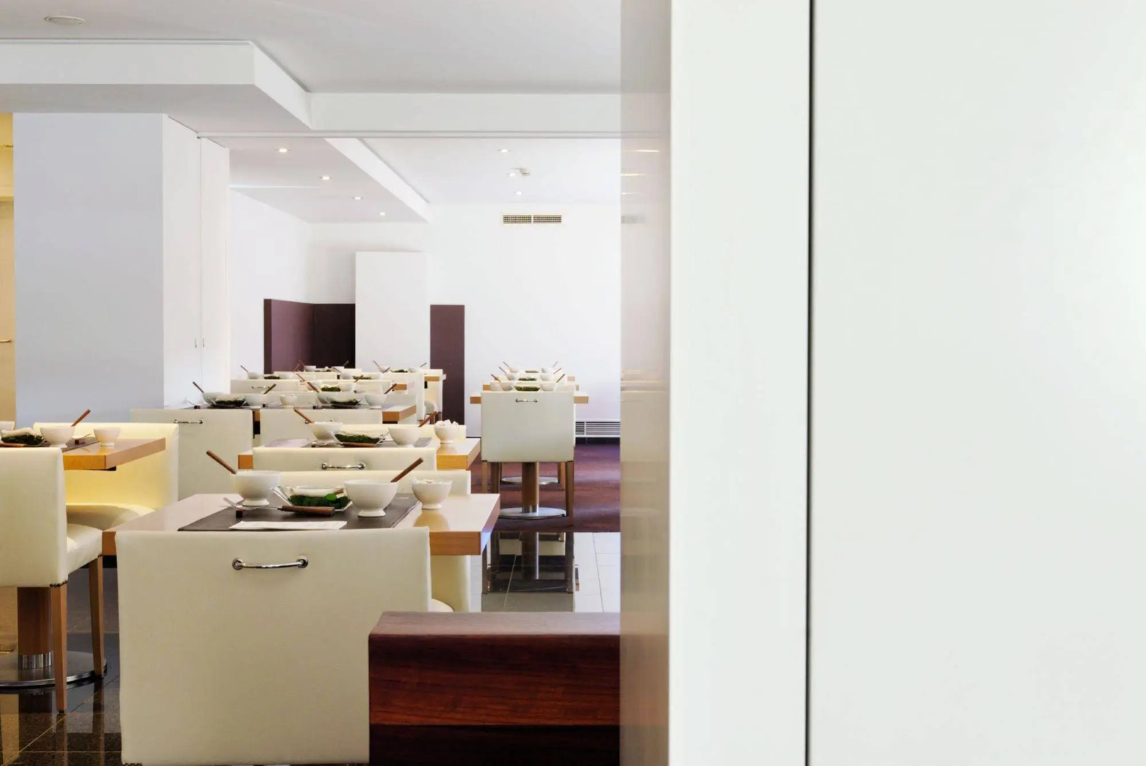 Hotel ECU - Different Hotels