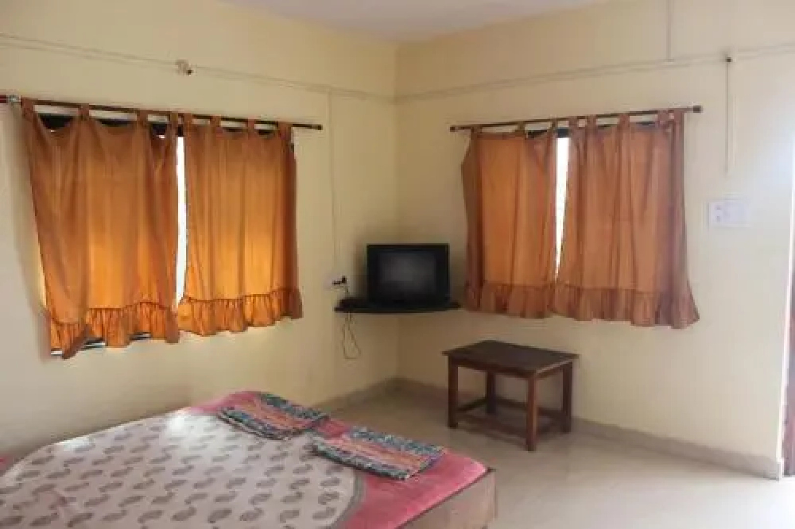 Sujit Guest House
