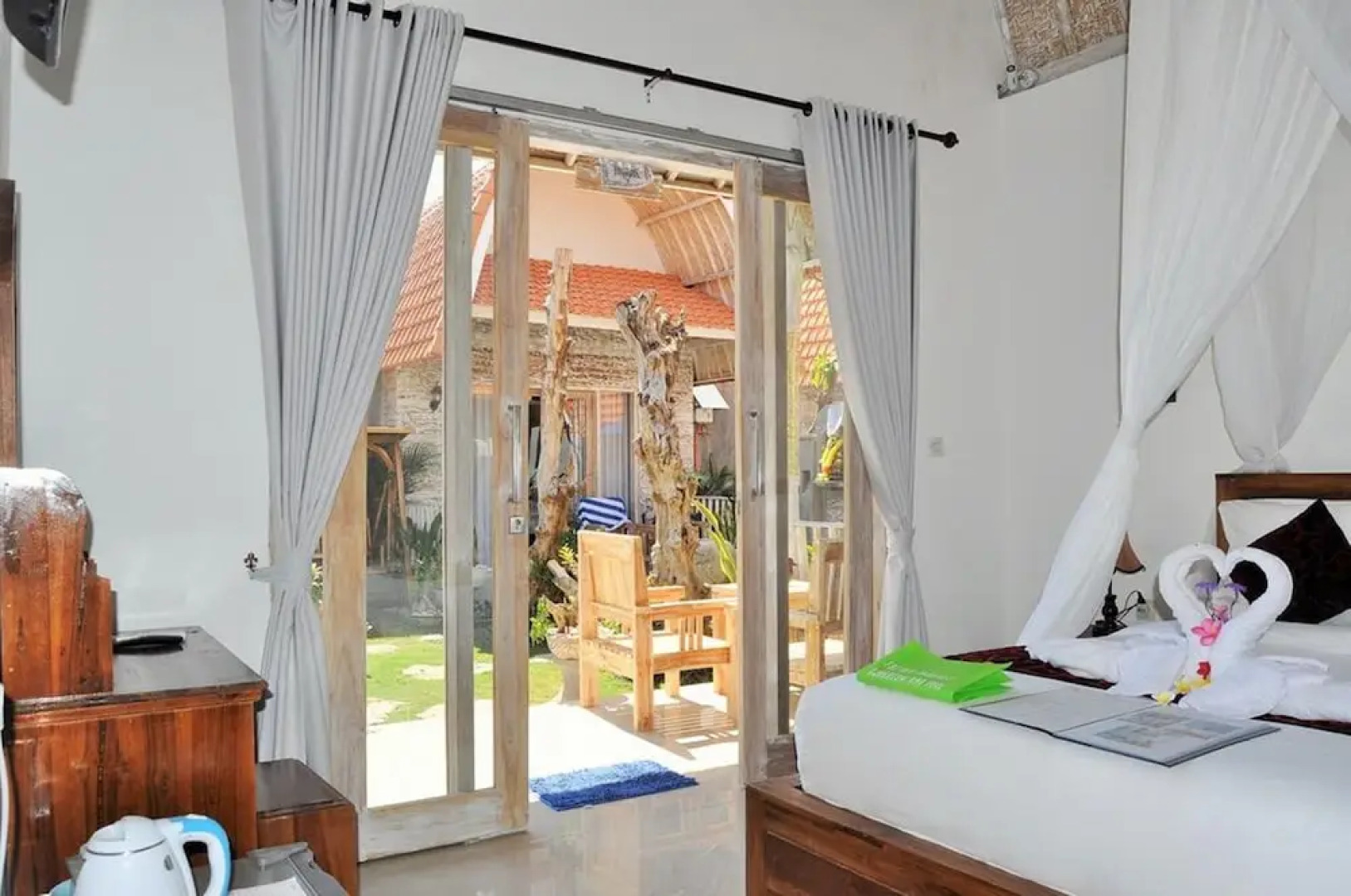 The Box Paradise Bungalow