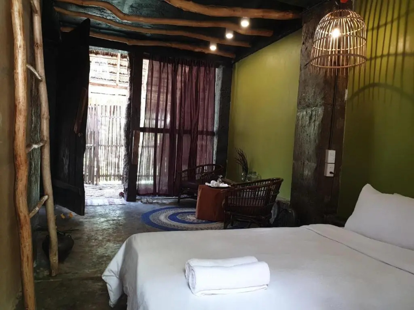 Maka-Kalinaw 5 Wabi sabi Room, Forest Deck View