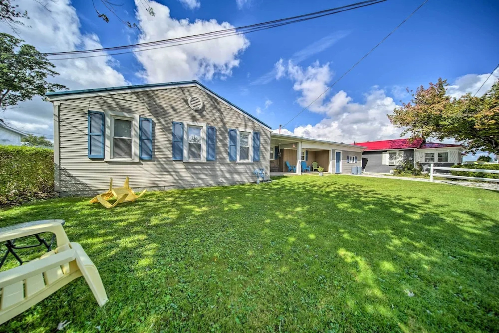 Spacious Geneva House < .5 Mi to The Strip!