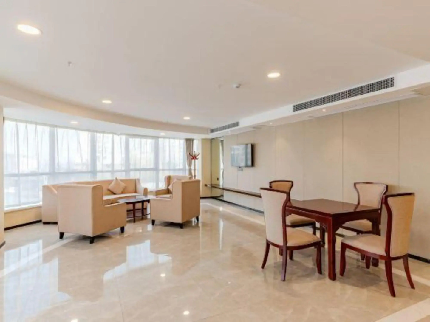 Huayuan International Hotel