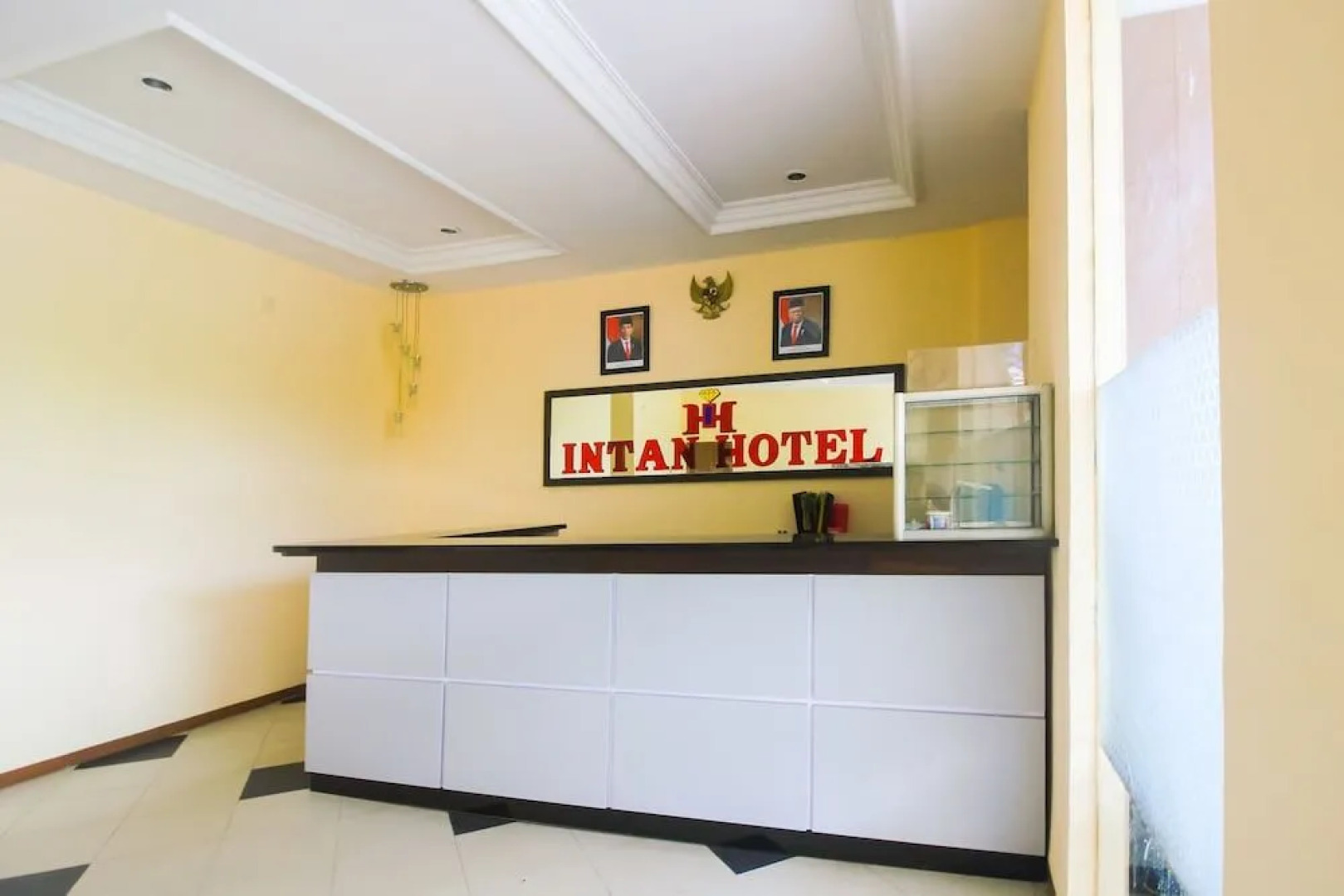 OYO 1025 Hotel Intan