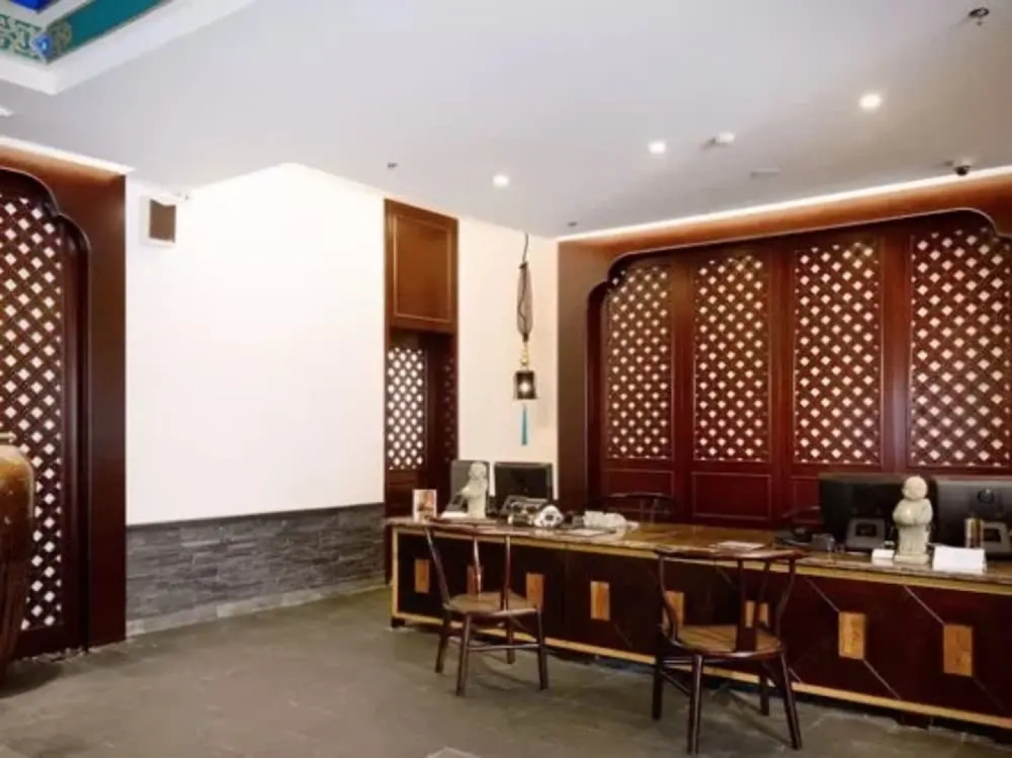 High Mountain Resort Deqin