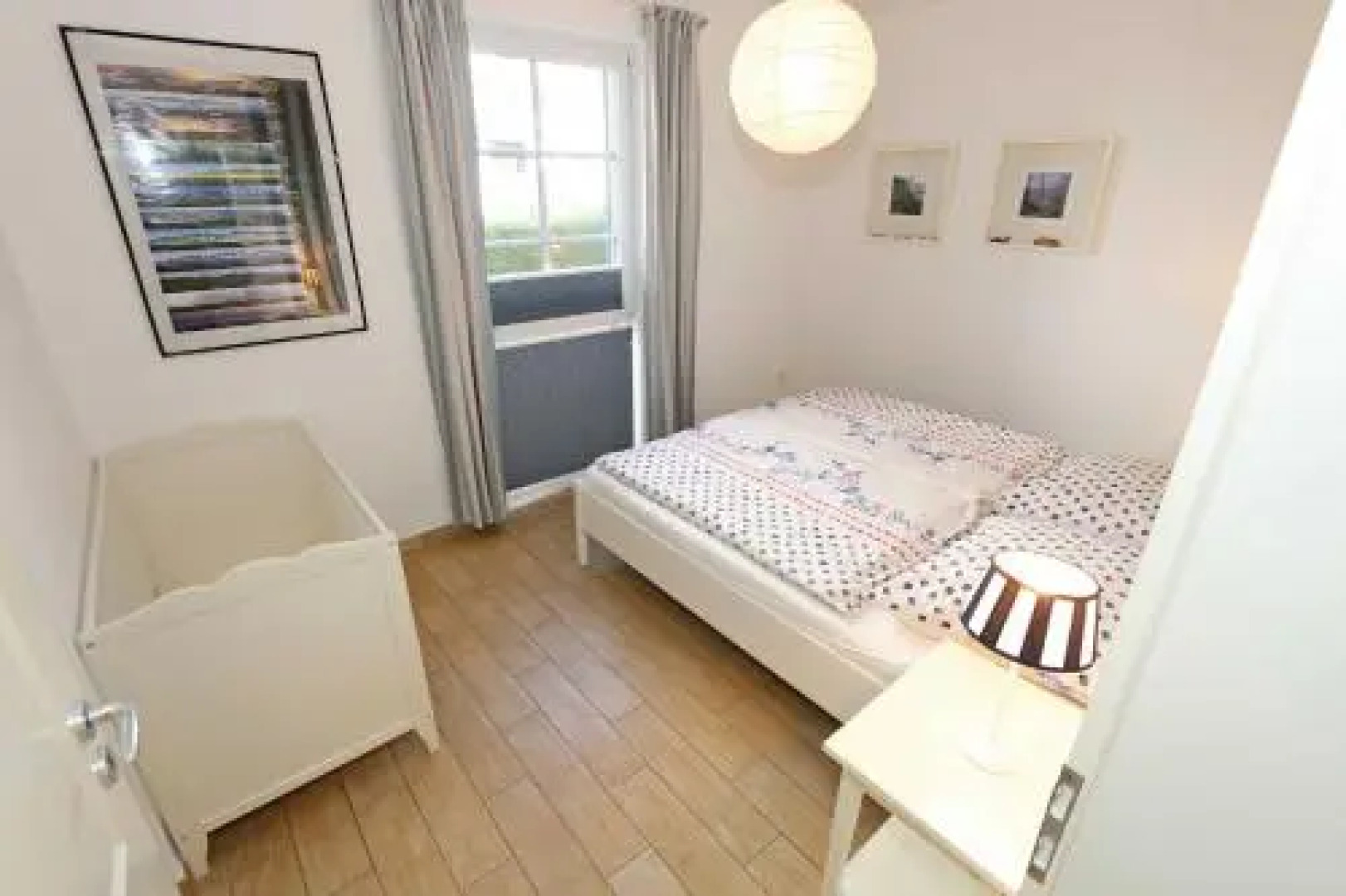 Kurparkresidenz Baabe - Ferienwohnung Meeresgarten mit Terrasse