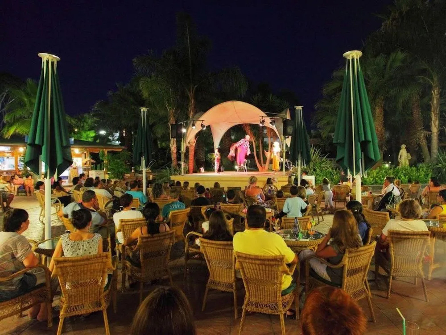 Apartamentos Palas Pineda