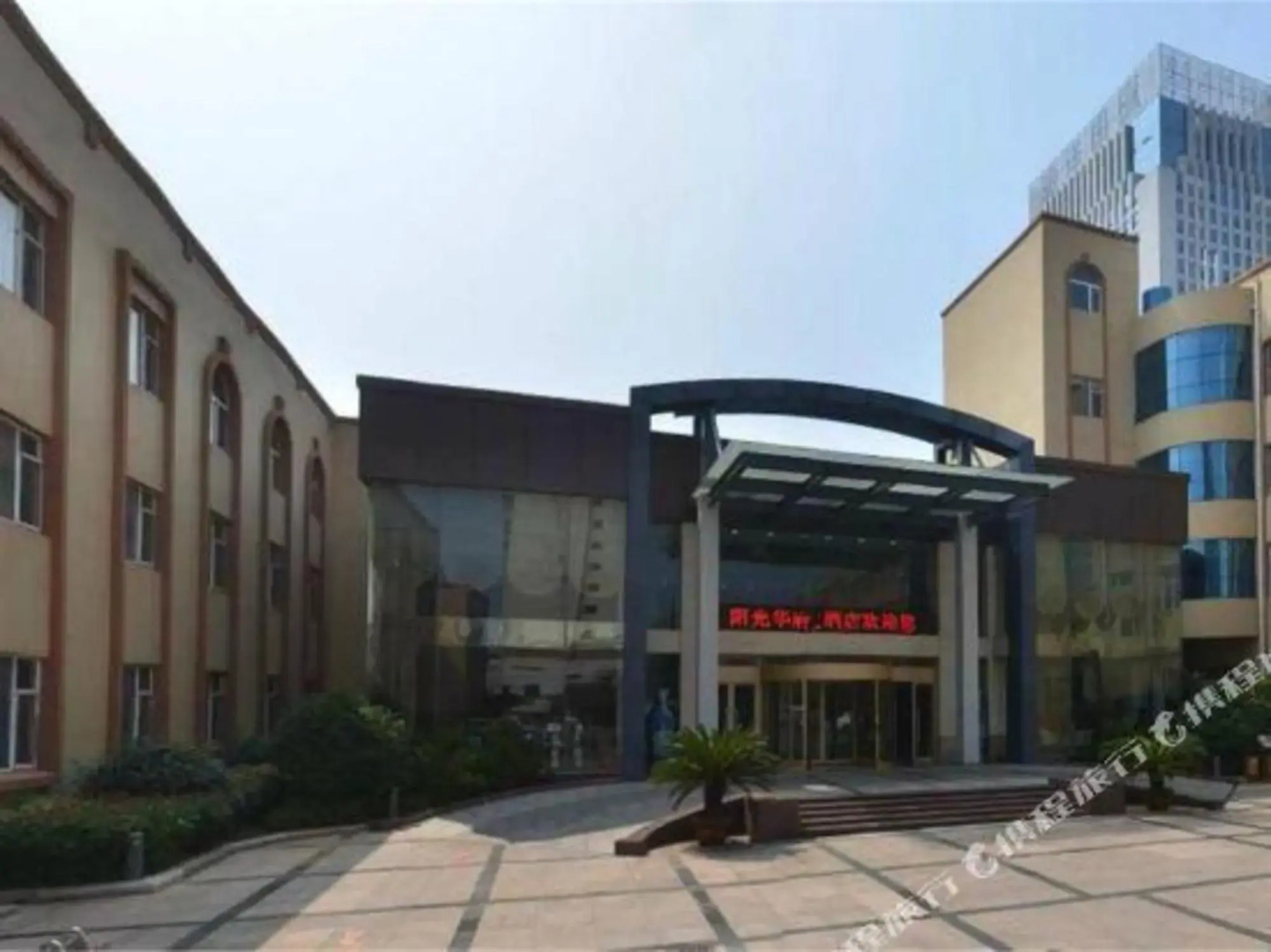 Rizhao Sunshine Huafu Hotel