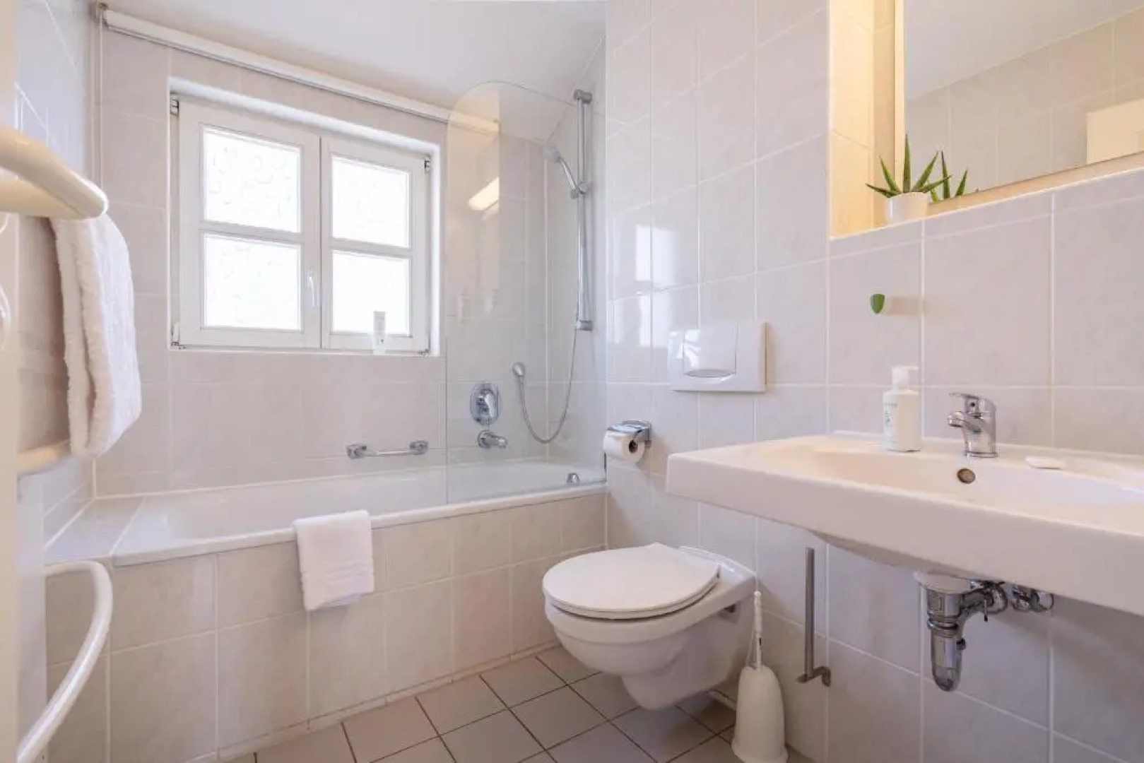 Komfort Appartement mit 2 Schlafzimmern und Terrasse B01