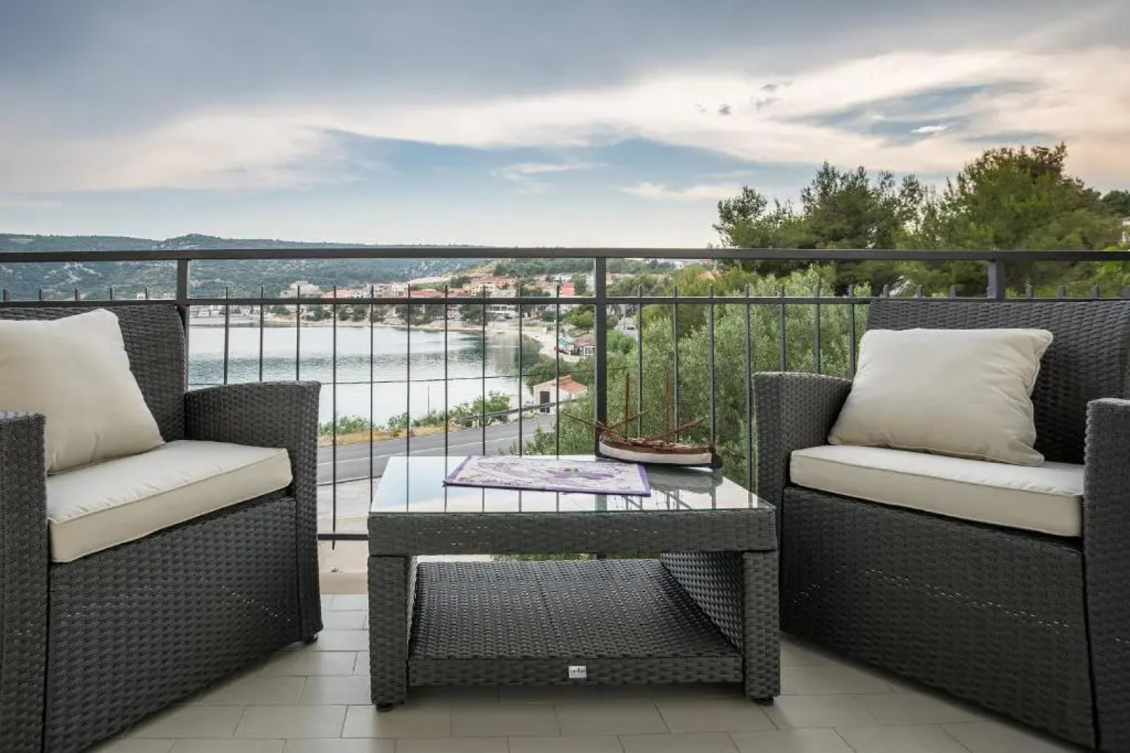 Apartments Pera