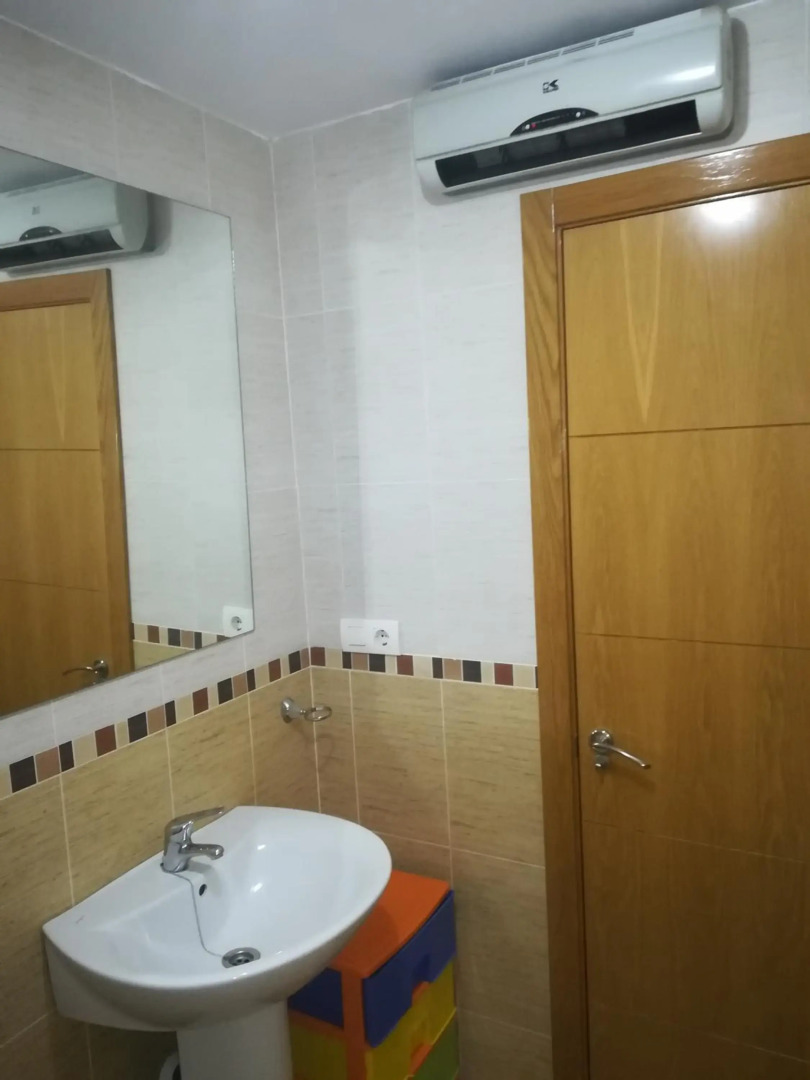 APARTAMENTO PERGAR II 4 PERSONAS DESDE 33ePOR NOCHE-WIFI