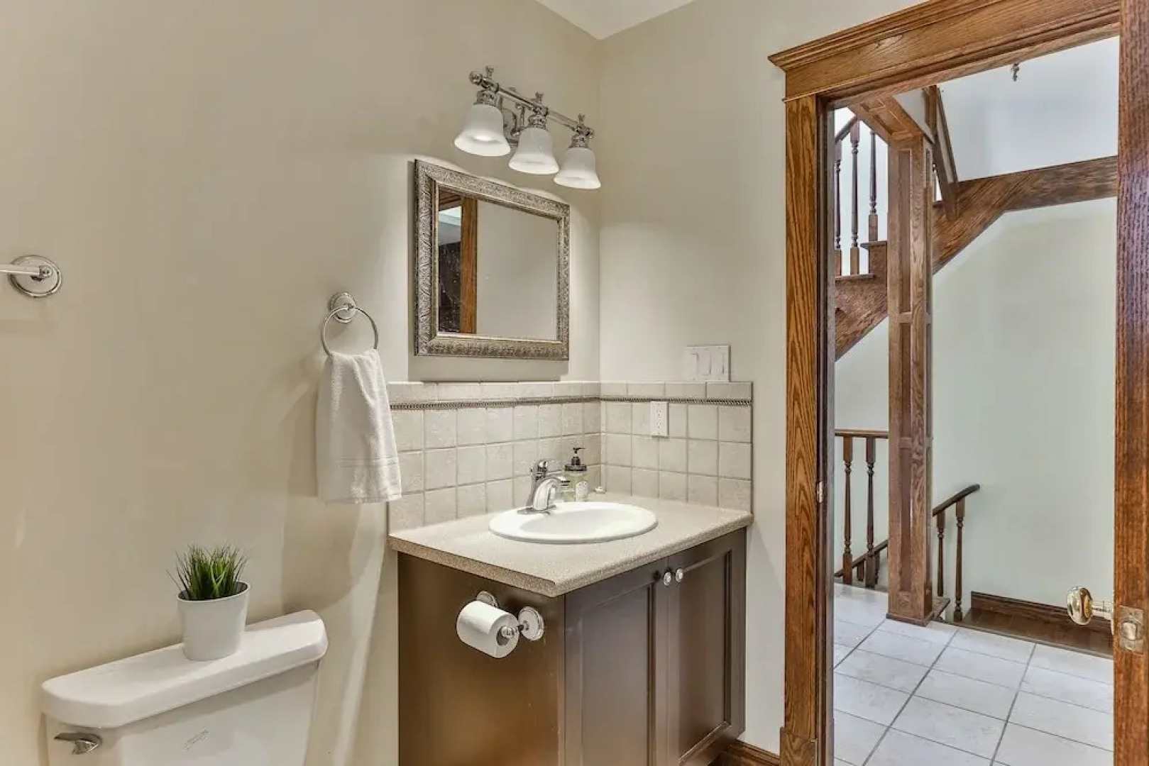 QuickStay Lake Simcoe Homestyle Cottage Private Beach