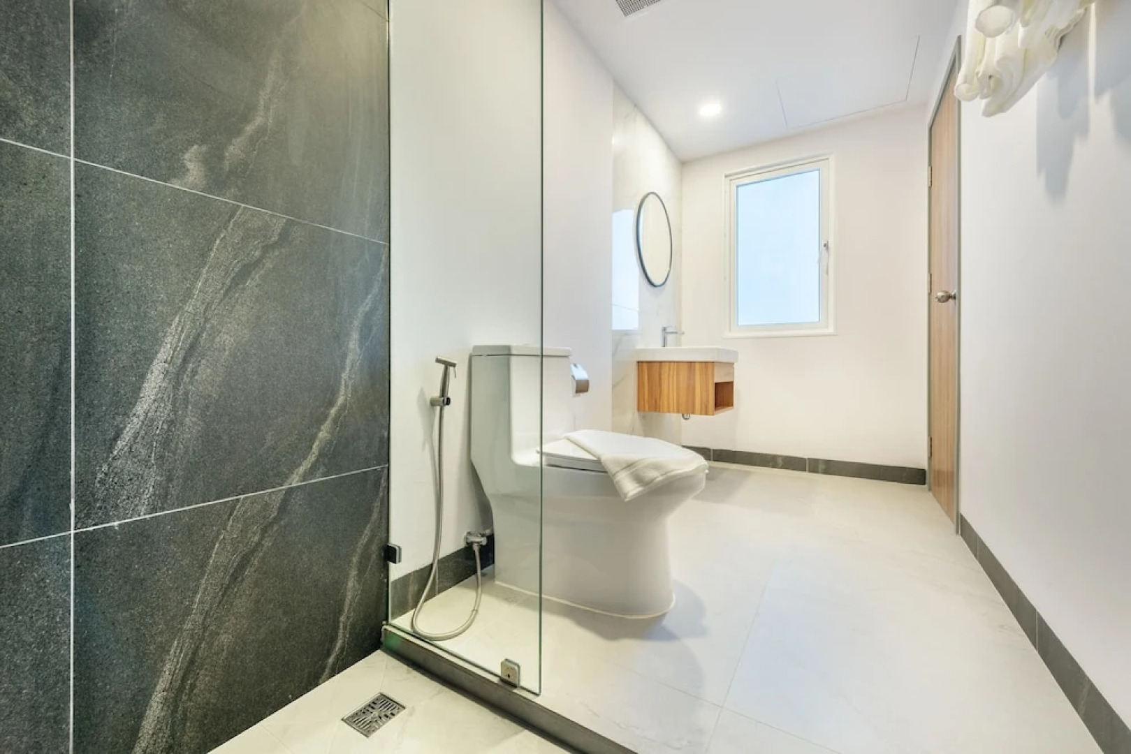 PLAAI Plus Hotel Bowin