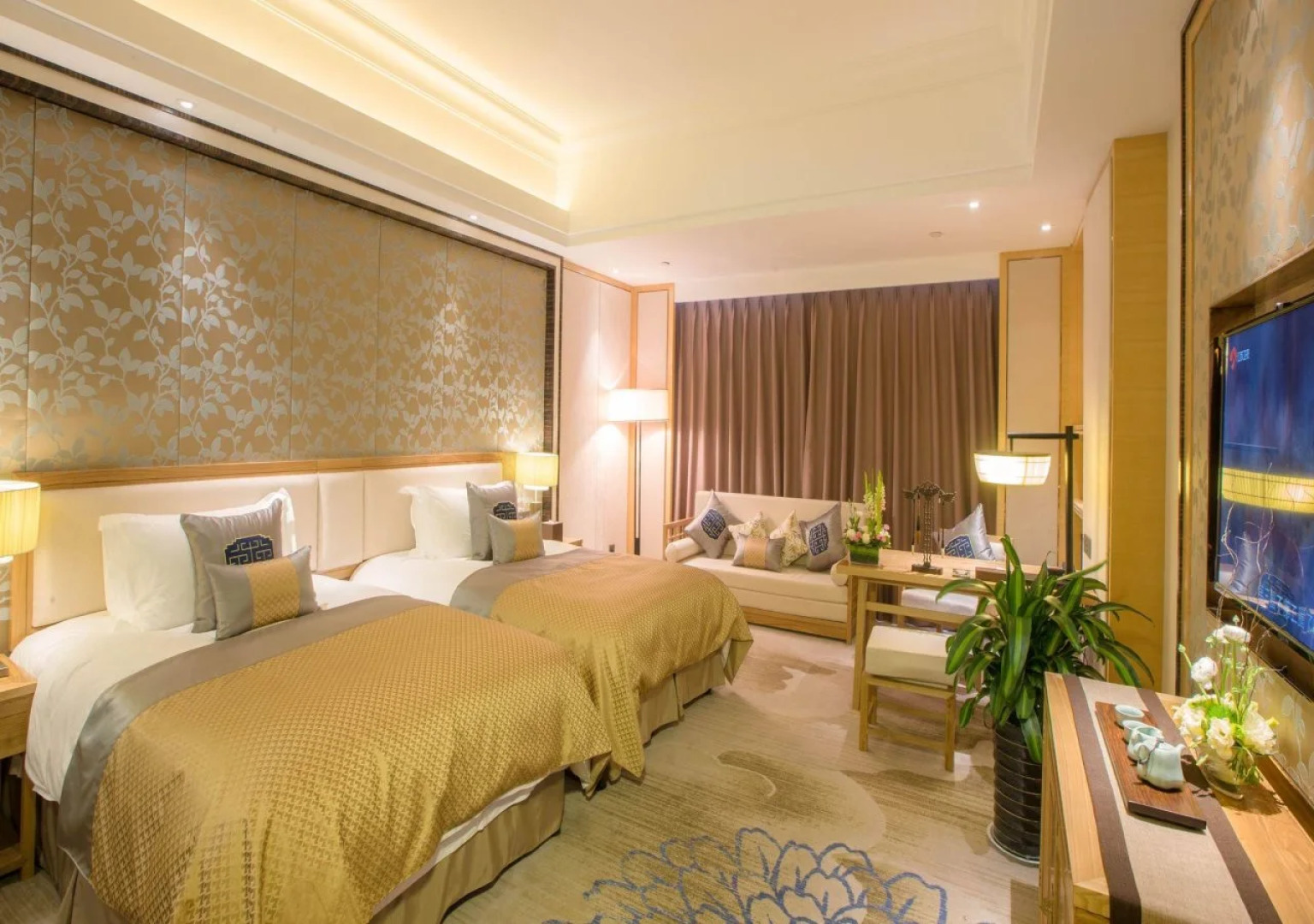 Taishan Blossom Hotel