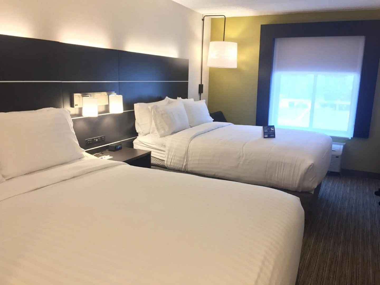 Holiday Inn Express and Suites Albany Airport- Wolf Road by IHG