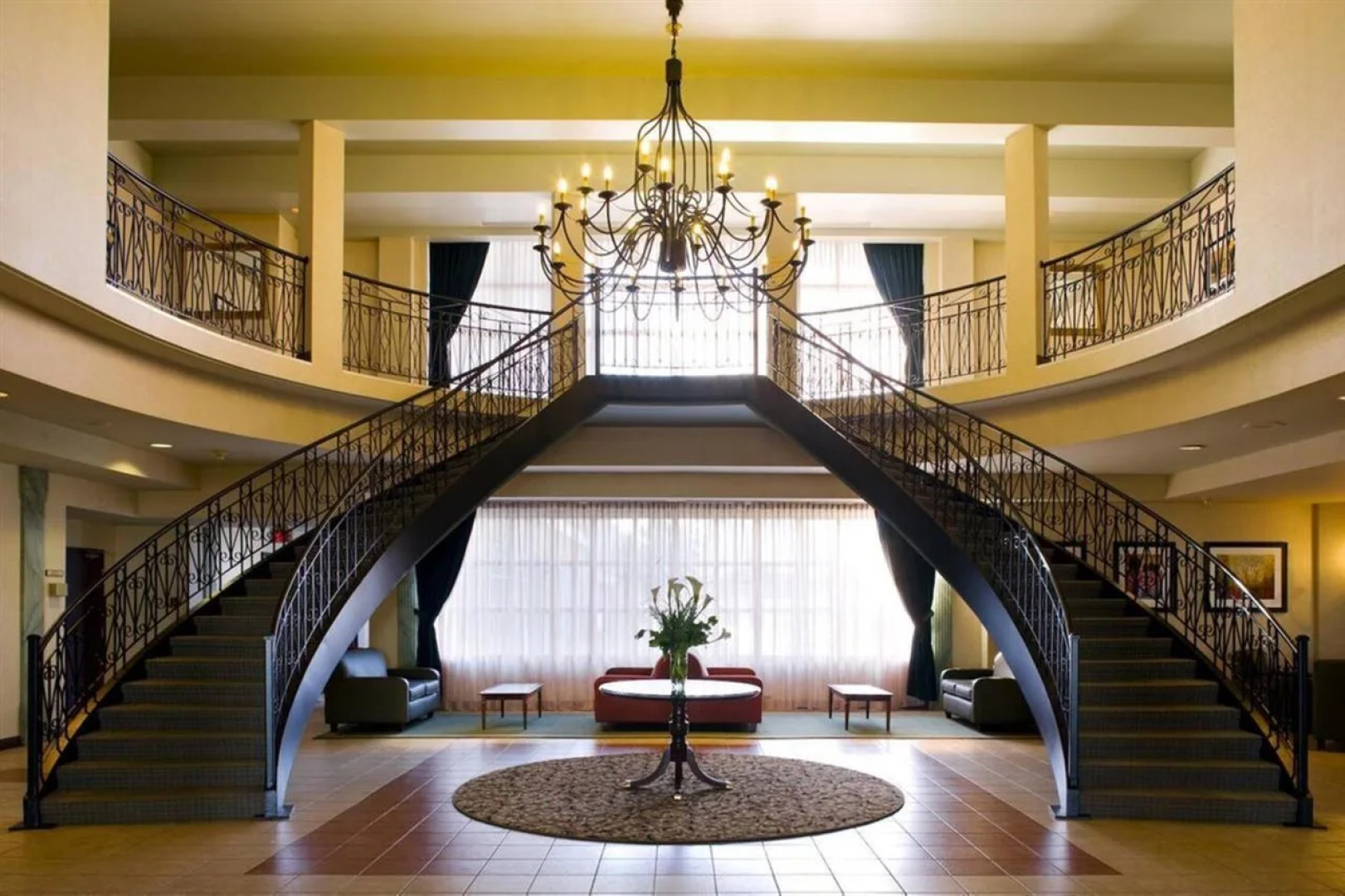 Travelodge Hotel Montreal Airport