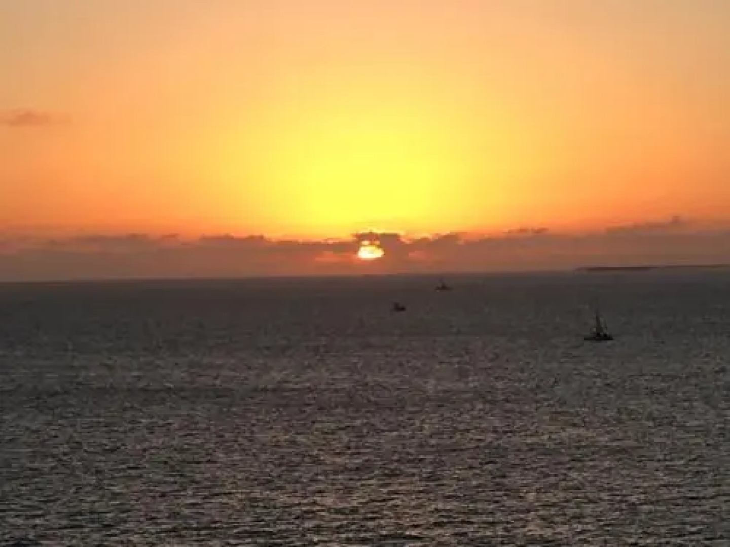 Joyce's Beachfront Suite 3